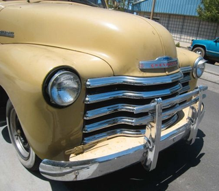 Illustration for article titled 1949 Chevrolet Suburban